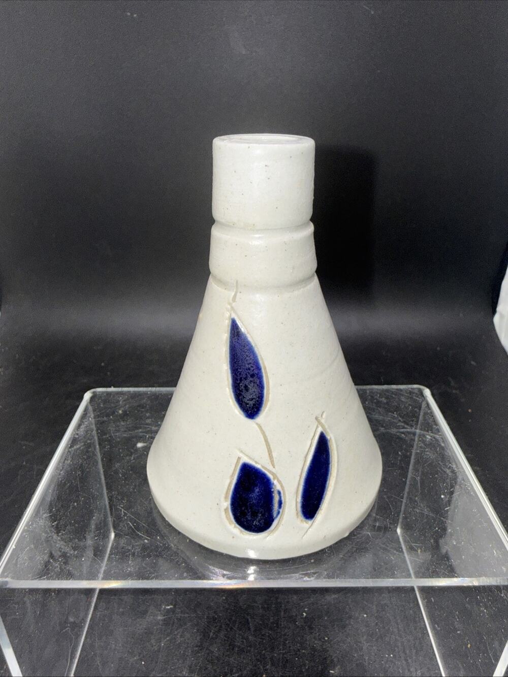 Williamsburg Pottery Small Bud Vase Cobalt Leaf Salt Glaze Stoneware 3.5 Inch